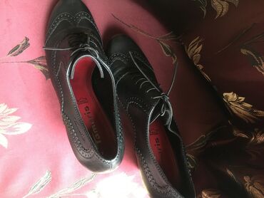 Tuflilər: Tuflilər, FLO, Ölçü: 37, rəng - Boz, Yeni — 10