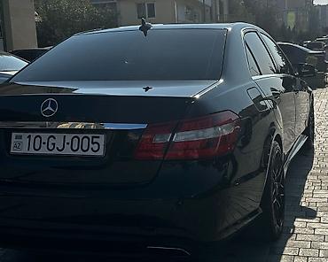 mercedes e 200: Mercedes-Benz E 200: 1.8 l | 2012 il Sedan — 6