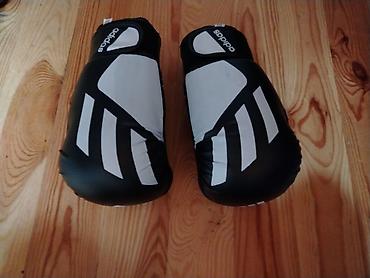 ful face kask: Adidas boks əlcəkləri – qara/ağ dizayn - Brend: Adidas (loqo və üç — 2