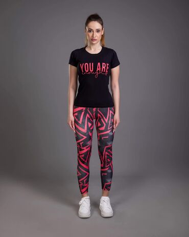 Kompleti: 08. 🏋️‍♀️ fitnes kompleti koji traju ✔️ helanke od otporne likre ✔️ — 2