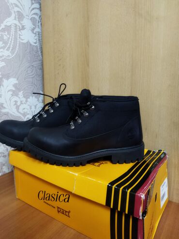 брендовые кроссовки из вьетнама: Брендовые ботинки от Timberland!!!41 размер