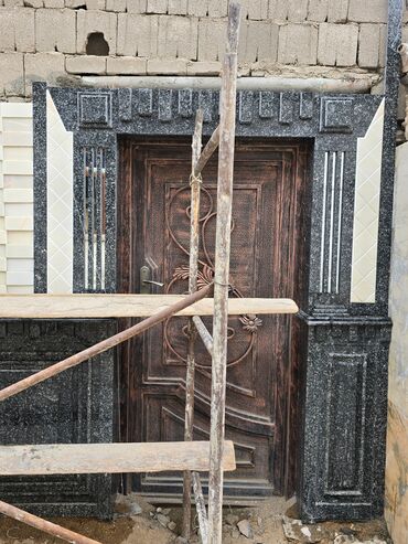 Фасадные гранитные плитки: Гранит Гранит Мрамор Мрамор Сарыташ В любом количестве прямой с завода — 5