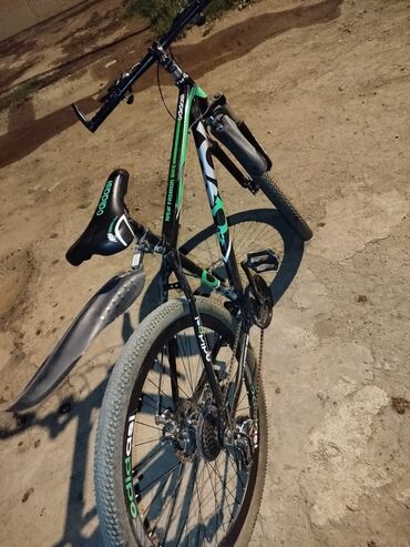 Şəhər velosipedləri: İşlənmiş Şəhər velosipedi Adidas, 29", sürətlərin sayı: 7, Ünvandan götürmə