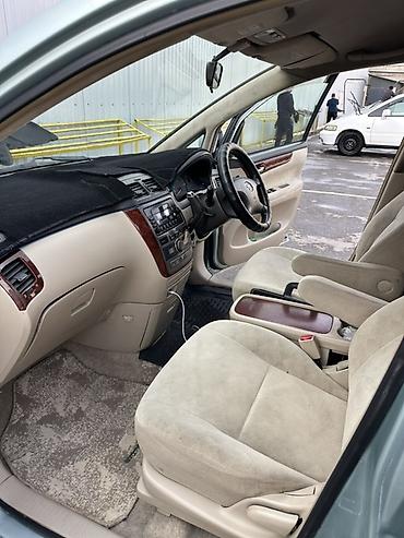 Toyota: Toyota Ipsum: 2002 г., 2.4 л, Автомат, Бензин, Минивэн — 14