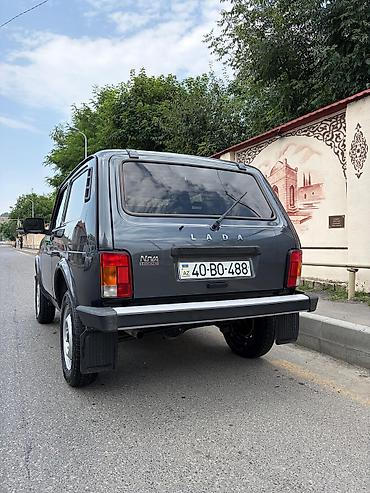 195 50 16: Lada Niva Legend, 3 qapılı SUV, tünd boz rəng. - Tam ötürücülü (4x4) — 3