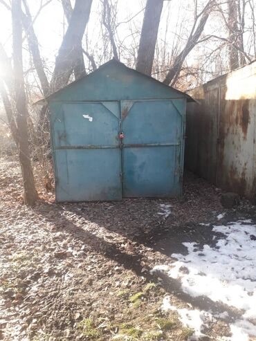 аренда помещения на ошском рынке: 2 кв. м, Металл