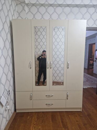 Dolablar: Qarderob, paltar dolabı — 19