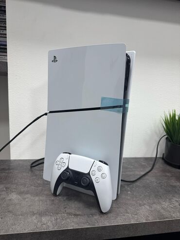 PS5 (Sony PlayStation 5): 🎮 Продаю Sony PlayStation 5 Slim (1 ТБ) + 2 DualSense контроллера