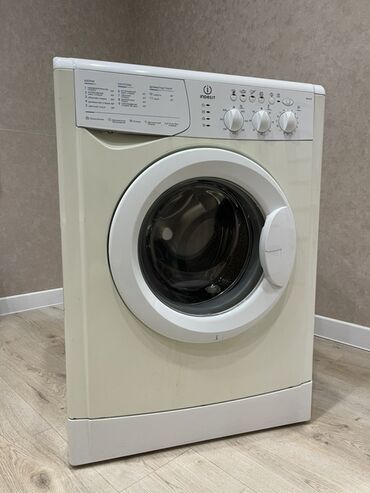 корпус системный: Кир жуучу машина Indesit, Автомат, 5 кг чейин, Тар