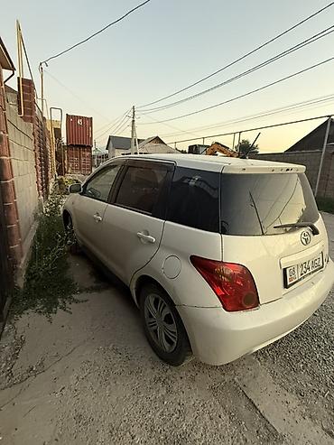 corolla 2004: Toyota Ist: 2003 г., 1.3 л, Автомат, Бензин, Хэтчбэк — 4