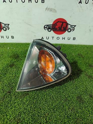 avens: Поворотник левый для Toyota Avensis ST21, 2.0, год 2001. - Тип — 1