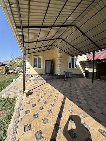 куплю дом с участком: Продаётся двухэтажный дом в селе Кожомкул, рядом с авторынком. * — 2