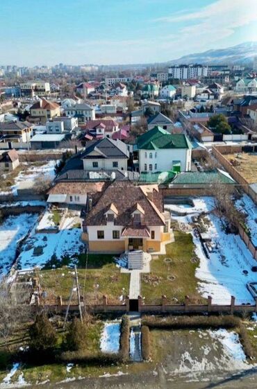 продаю дом манас аэропорт: Дом, 330 м², 6 комнат, Агентство недвижимости, Евроремонт