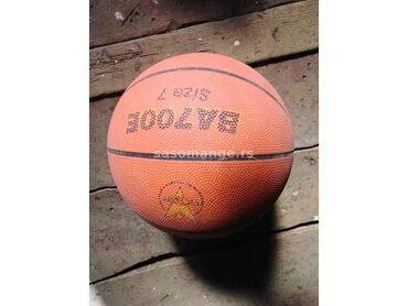 Lopte: Košarkaška lopta sa slike, broj 7, u dobrom stanju, šaljem brzom