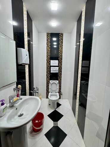 Ofislər: İCARƏYƏ VERİLİR!!! 28 MAY METROSU YAXINLIĞINDA 940 KVM 16 MƏRTƏLİ — 4