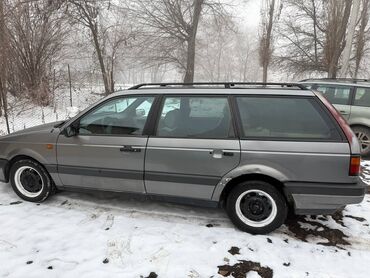 Volkswagen: Volkswagen Passat Variant: 1993 г., 2 л, Механика, Газ, Универсал — 8