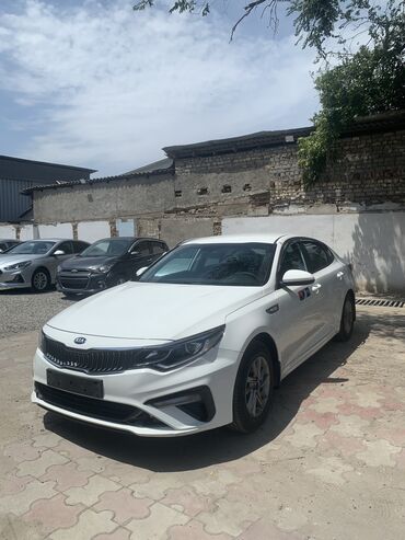 купить чехол для авто в бишкеке: Kia K5: 2020 г., 2 л, Автомат, Газ, Седан
