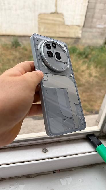 note 7 pro: Смартфон Nothing Phone (2) — оригинальный дизайн с полупрозрачной — 1