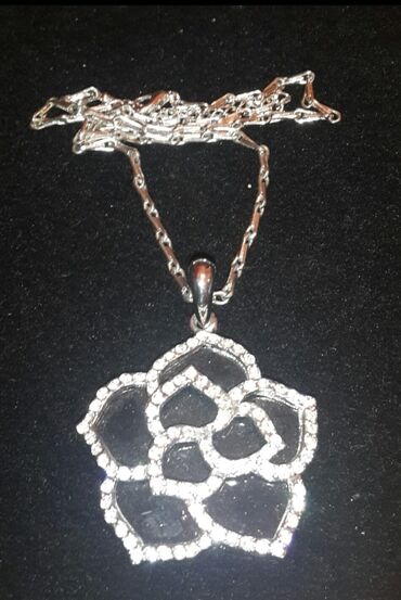 Tar: Tebii dawlar xolsidon 55 manat ve bijuterialar — 3