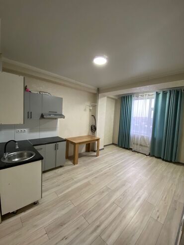 квартира берилет арча бешик без хозяин: 1 бөлмө, 40 кв. м, Жеке план, 3 кабат, Евроремонт