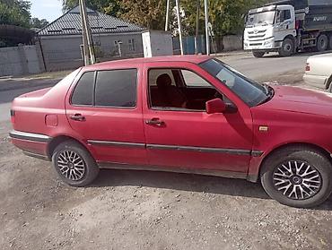 Volkswagen: Volkswagen Vento: 1992 г., 1.8 л, Кол менен иштөөчү, Бензин, Седан — 3