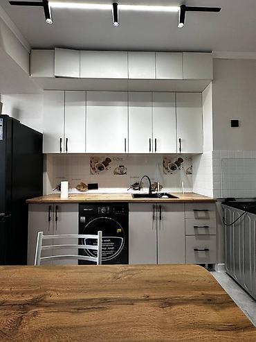 Продажа квартир: 2 комнаты, 76 м² — 4
