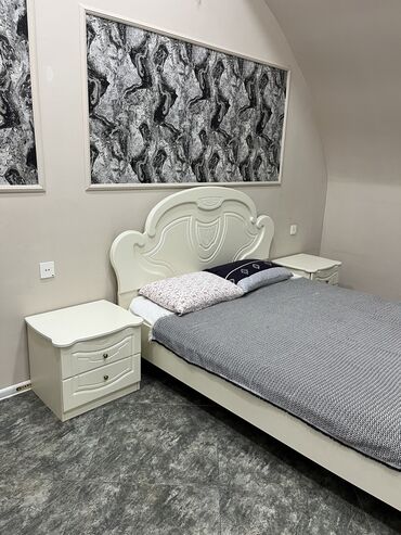 Günlük kirayə mənzillər: 3 otaqlı, Nərimanov r. r-nu — 9