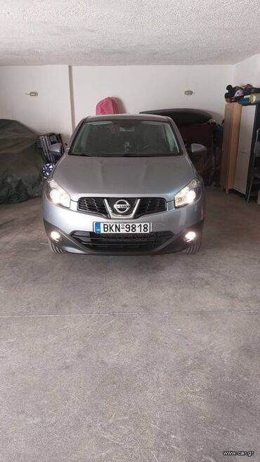 Nissan: Nissan Qashqai : 1.5 l | 2012 year SUV/4x4