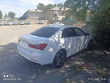 BYD: BYD : 2023 г., Автомат, Электромобиль, Седан — 12