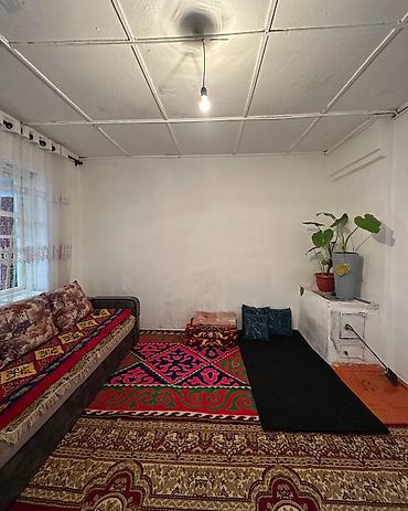 1: ✨ Продаётся дом барачного типа в с. Сокулук ✨ 🏡 Характеристики: • — 3