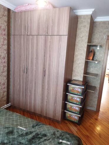 Uzunmüddətli kirayə mənzillər: Xətai rayonu,Gəncə pr,2 otaqlı,təmirli,əşyalı mənzil kirayə verilir.Bu — 11