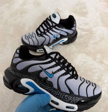 Ostalo: 36 do 46, zavisi od modela
3300 — 10