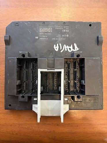 rubi sa: BODY CONTROL MODULE ZA VOLKSWAGEN GOLF 7, TIGUAN - 5Q0937084CJ | — 1