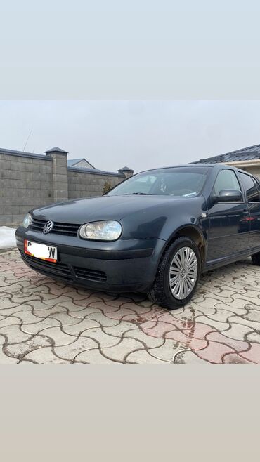 вариант рассрочки: Volkswagen Golf: 2001 г., 1.6 л, Автомат, Бензин, Хетчбек