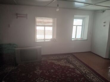 продаю дом в караколе в рассрочку: Дом, 140 м², 6 комнат, Собственник, Старый ремонт