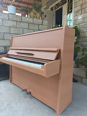 купить пианино бу: Piano Satılır. ünvan Bərdə . çatdırılma yoxdur — 2