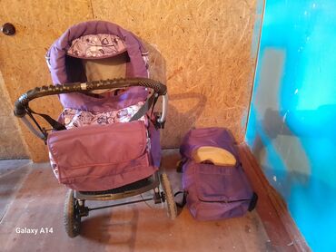 прогулочные коляски бу: Коляска, цвет - Фиолетовый, Б/у