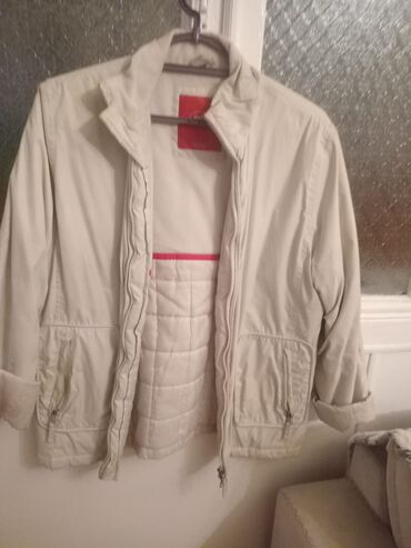 Digər dəstlər və servizlər: Bir neçə ev əşyası və geyim dəsti: 1) Geepas elektrik ətçəkən (SUPER — 8