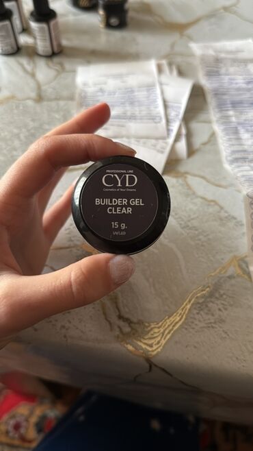 Manikür, pedikür aparatları: Manikür üçün avadanlıq dəsti tək tək də satılır hər biri Tərkib: - — 40