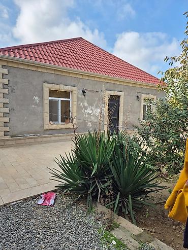 Həyət evləri və villaların satışı: Həyət evi satılır/ Xüsusiyyətlər: - Kürsülü, monolit-fundamentli — 8