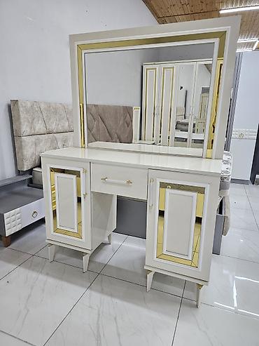 par: Selin – Yataq Dəsti Qiymət: 990 AZN Çatdırılma: pulsuz Ünvan — 2
