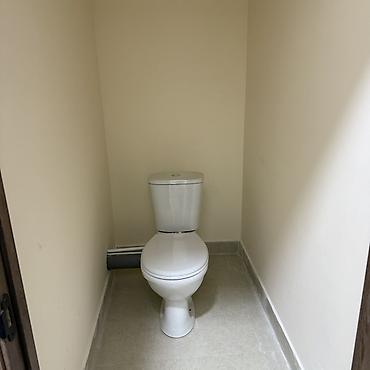 Аренда помещений свободного назначения: Сдается в аренду просторное коммерческое помещение в современном — 5