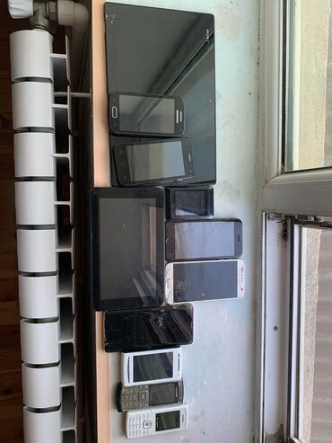 Digər mobil telefonlar: Işlemirler, marağlananlar yazsin, ünvan xirdalan kuruqu