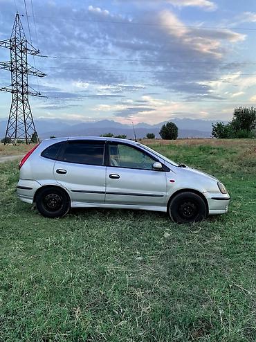 almer: Nissan Almera Tino: 2002 г., 1.8 л, Механика, Бензин, Минивэн — 3