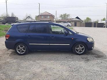 владелец: Toyota Avensis Verso: 2003 г., 2 л, Механика, Дизель, Минивэн — 3