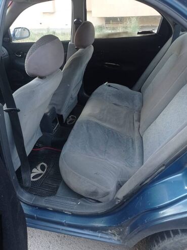 Daewoo: Daewoo Nubira: 1.6 l | 1998 il — 4