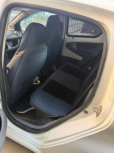 малолитражка авто 1л обьем куб: Toyota Aygo: 2011 г., 1 л, Робот, Бензин — 10