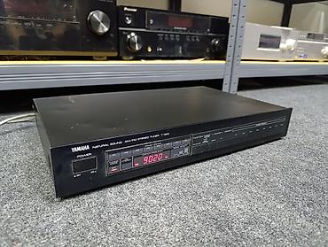 Pojačala i prijemnici: Yamaha T-520 retro tjuner AM/FM Stereo Tuner (1984-86) uredjaj — 1