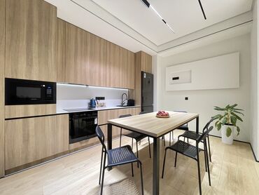 Продажа квартир: 3 комнаты, 80 м², Элитка, 10 этаж, Дизайнерский ремонт