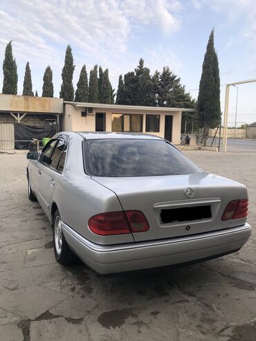 диски на ауди 100 с4: Mercedes-Benz E 200: 2 л | 1997 г. Седан